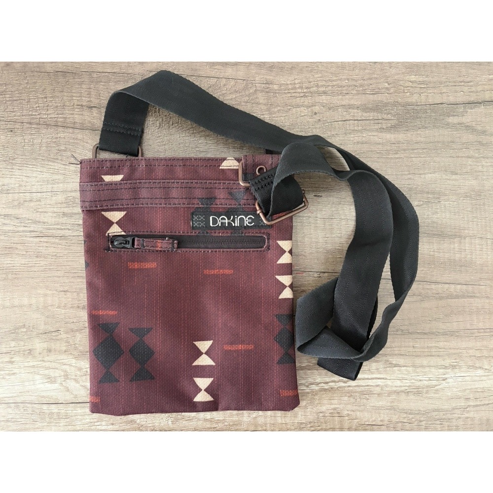 Dakine‎ Jive Slim Crossbody Purse Adjustable Strap Dark Maroon Aztec Patterned